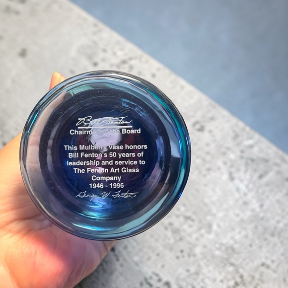 Fenton Hand Painted Art Glass Vase-Cranberry and Cobalt Ruffled 8”-Signed - Picture 3 of 10